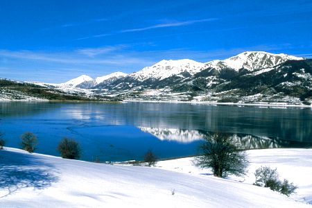 lago di Campotosto e monte di Mezzo